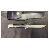 Vintage Buck 121 rare two line with leather sheath