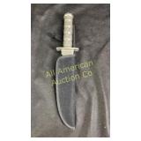 U.S. General 8' Hunting/Survival knife w/sheath