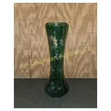 VINTAGE ANTIQUE STYLE EMERALD GREEN ART GLASS VASE