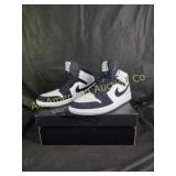 NIKE AIR JORDAN 1 MID DIMOND SNEAKRES