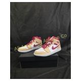 NIKE AIR JORDAN 1 MID