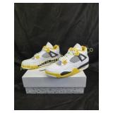 NIKE WOMENS FIR JORDAN 4 RETOR HIGH OG SILVER TOE