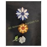 3 VTG MID CENTURY MOD FLOWER BROOCH PINS