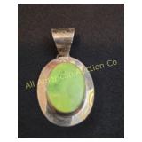 VTG STERLING RARE GRN GASPEITE OVAL PENDANT
