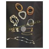 ESTATE JEWELRY LOT WITH A VARIETY OF NICE PIECES