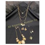 ESTATE EARTH TONED JEWELRY LOT WITH NICE PIECES