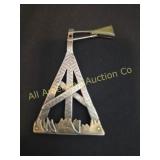 VTG MID CENTURY STERLING OIL DERRICK BROOCH
