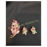 VTG LAYERED PINK MOLDED GLASSENAMEL FLOWER SET