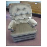 Bassett Recliner