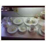 Corelle Dishes for 6+/-  (some nicks)