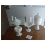 4 Pieces Milkglass Hobnail