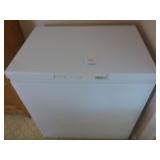 Woodï¿½s Small Chest Freezer