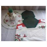 66" Round Christmas Tablecloth, Doilies,...