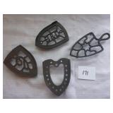 Sadiron Trivets (B&D)