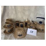 Pfaltzgraff Pieces - Folk Art Pattern