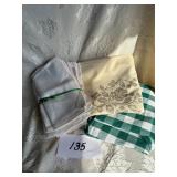 Tablecloths & Liinen Napkins