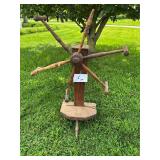 Flax Spinner with Metal Hook -missing 1 cross knob