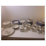 Ovenware Set of Dishes (covered dish has crack,...