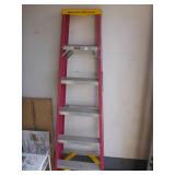 6ï¿½ Fiberglass Step Ladder