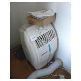 Portable Air Conditioner (as is - did not try)