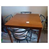 Square Pub/Bar Height Table w/4 Stool Type Chairs