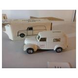 CRï¿½s 1950 Panel Truck Bank