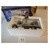 New Holland Ford F-650 Parts Delivery Truck