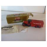 Texaco 1930 Diamond T Fuel Tanker Truck Bank 1990
