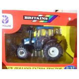 New Holland TN75DA Toy Tractor Britains