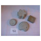 4 Cast Aluminum Molds/Cookie Cutters