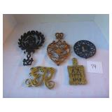 Trivets (1 Wilton)