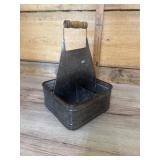 Metal decor basket