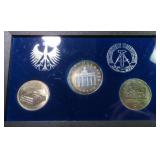 1990 East Germany .999 Silver Brandenburg Gate