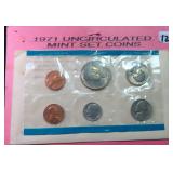 1971 UNC Mint Set with Kennedy Half Dollar