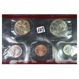 2000 Denver Mint Set with Sacagawea Dollar