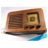 NO SHIPPING: Vintage Philco Radio