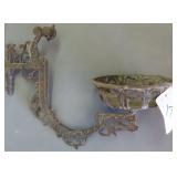 $19 SHIP: Victorian Cast Iron Oil Lamp Holder