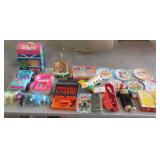 NO SHIP: Quantity of Vintage Toys