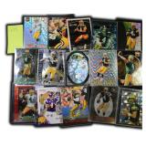 Fifteen (15) Brett Favre Football Cards