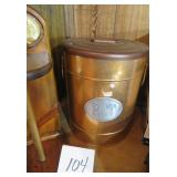 Wooden Paper Towel Holder and Metal Pet Bin