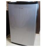 Like New Whirlpool Mini Fridge, COLD!