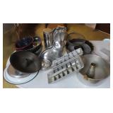 Philco Ice Trays! Bundt Pan, Bunny Mold