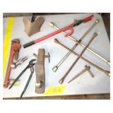 Table Lot of Tools
