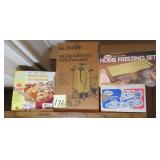 Vintage Kitchen In Box: party percolator