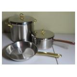 Cookware incl. 2 pots with lids and skillet