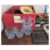 Kitchen Lot incl. Glass Mugs, Fruit Basket,