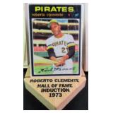 Vintage Roberto Clemente Porcelain Baseball Card