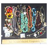 WE SHIP: Costume Jewelry, Estate Finds