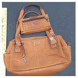WE SHIP: Fossil Leather Purse, nice