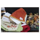 Napkkin, Place Mats, Linens and Figures